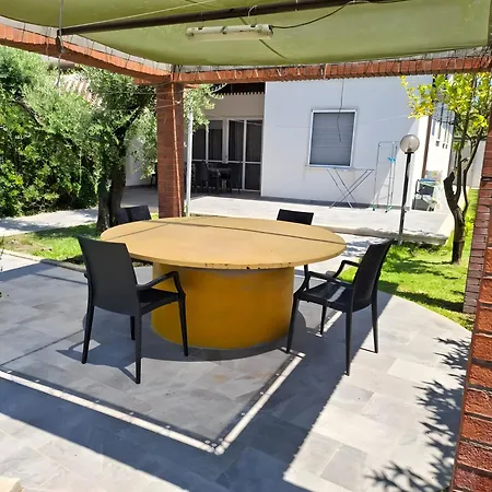 Villa Degli Ulivi-al Mare Di