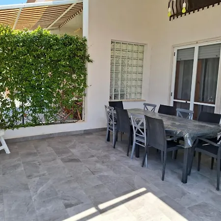 Degli Ulivi-al Mare Di * Lido Di Fondi