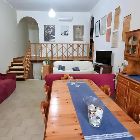 Villa Degli Ulivi-al Mare Di Lido Di Fondi